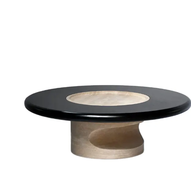صورة A coffee table with a distinctive design